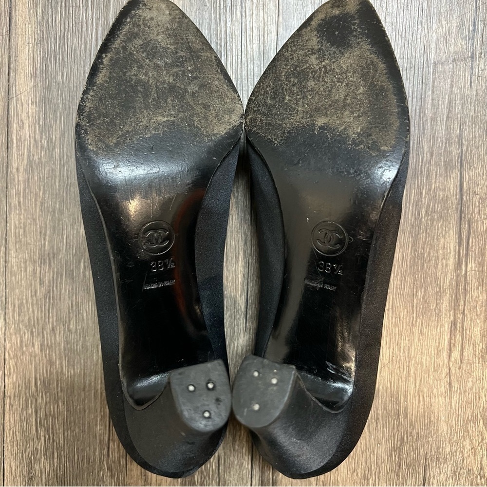 CHANEL Vintage Cap Toe Pumps Block Heels Black Suede Slip On Shoes Size 8.5 - Picture 6 of 15